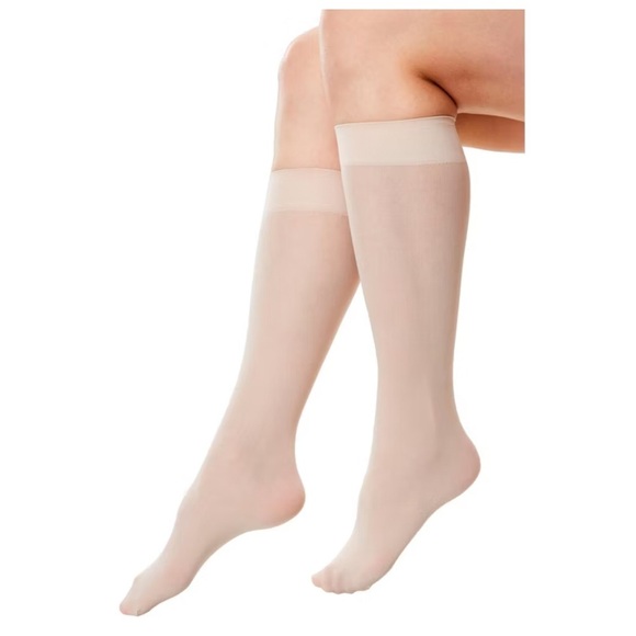 Comfort Choice Knee-High Support Socks Nude Plus Size 3-Pack - Picture 1 of 5